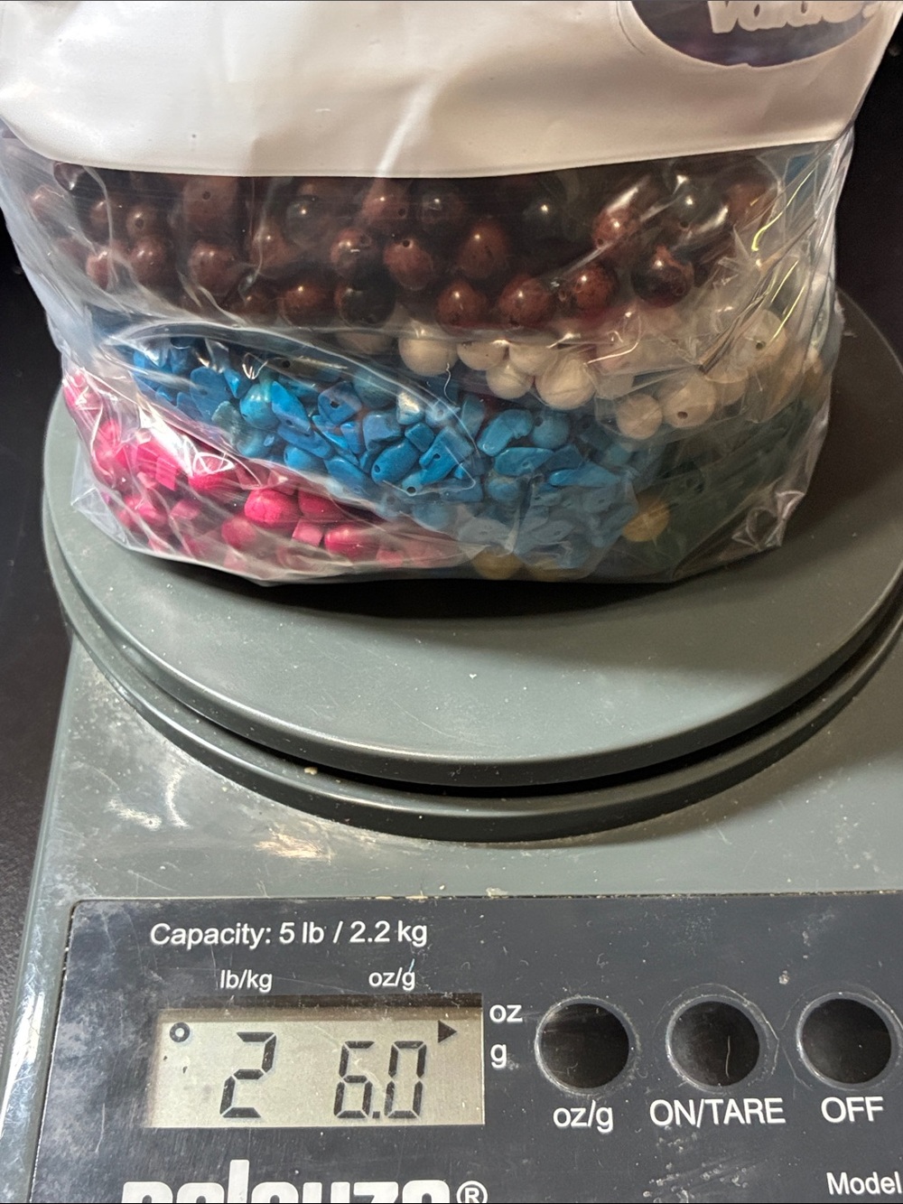 Lot of 2+ pounds of assorted gemstone Beads in Blue, Green, Pink, White, Brown - Picture 11 of 13